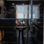 Sunset Home, De Luxe Front De *