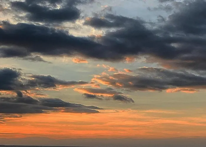 Appartamento Sunset Home, De Luxe Front De *