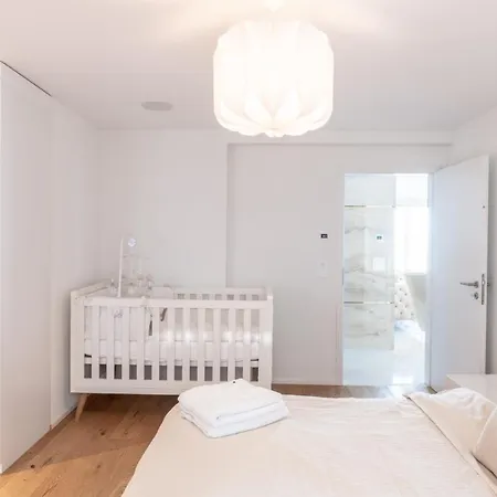 Sunset Home, De Luxe Front De